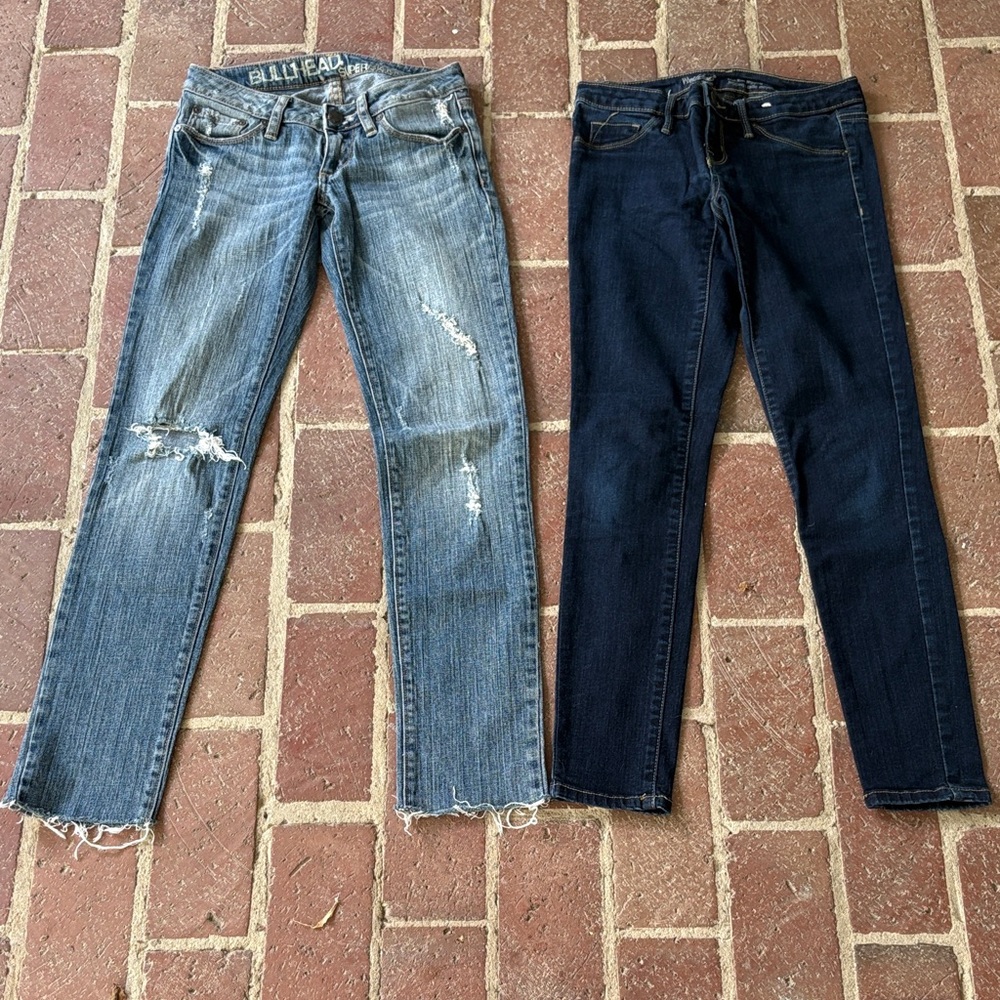 Mossimo & Bullhead Blue and Dark Blue Women's Ankle Jeans